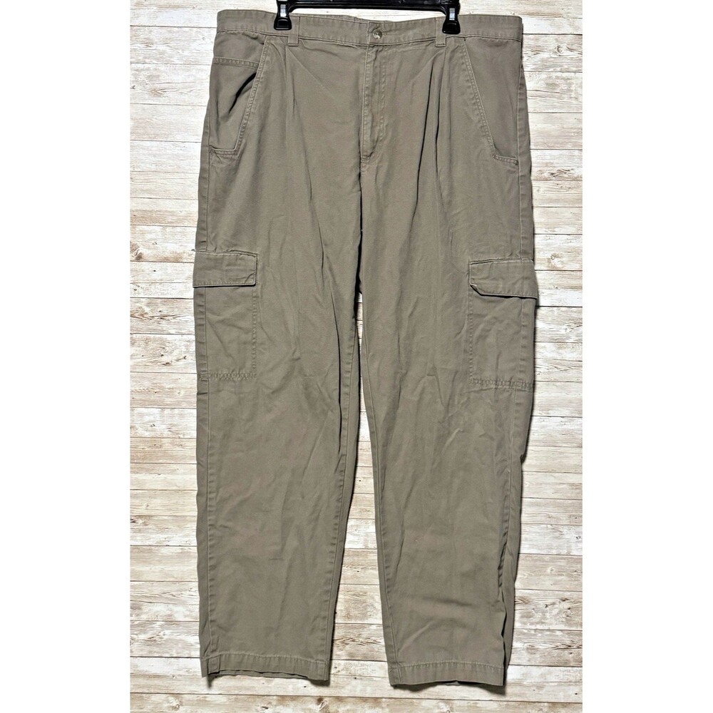 Columbia Mens Cargo Pants Beige Pleated 38 x 32 Adjustable Waist Hiking Walking
